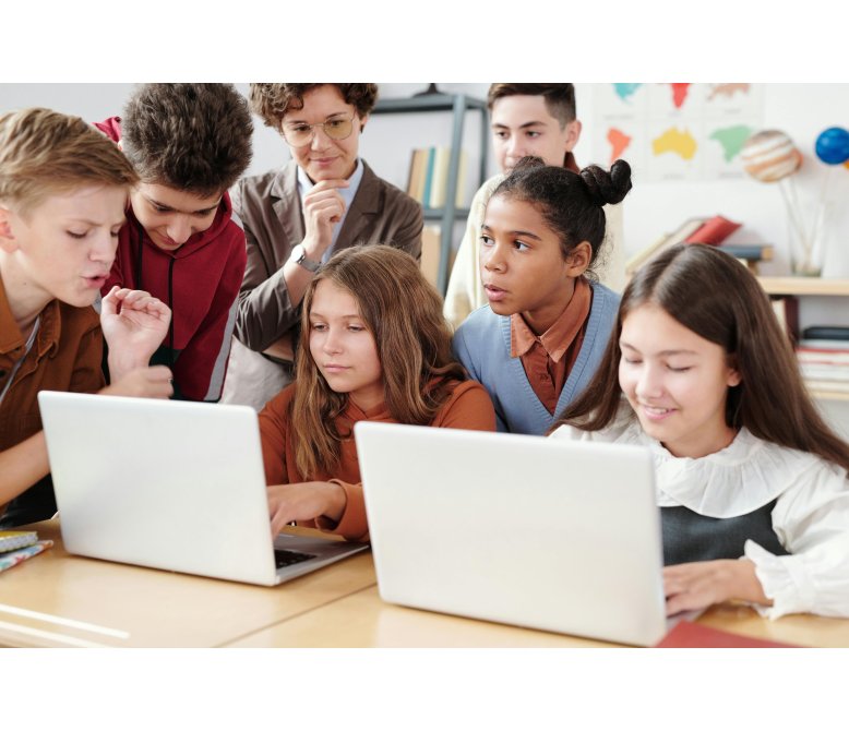  Τυχαίος Τίτλος Θέματος 5